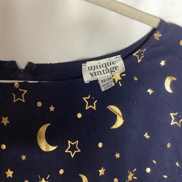 Unique Vintage Blue and Gold Bateau neck dress - Picture 4 of 4